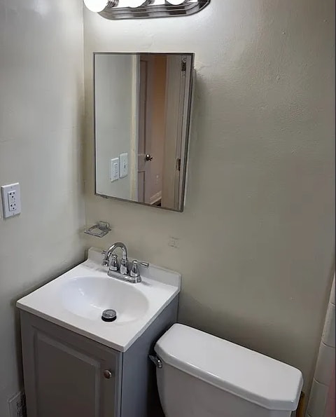 752X Lange St in Dundalk, MD - Building Photo - Building Photo