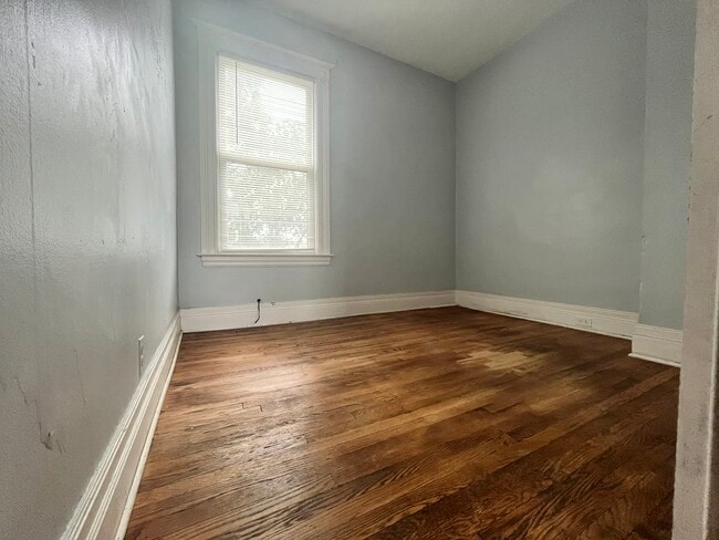 2016 Wabash St, Unit Upstairs in Detroit, MI - Building Photo - Building Photo