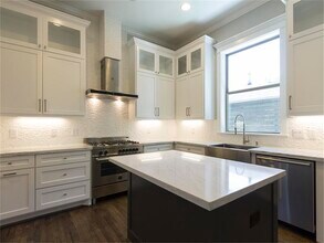 1023 E 24th St in Houston, TX - Building Photo - Building Photo