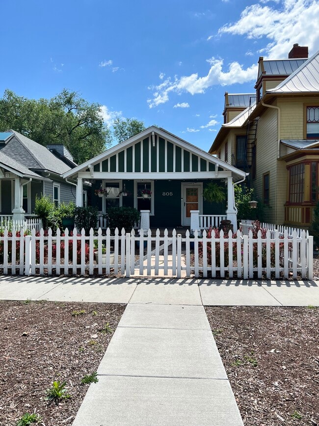 property at 805 N Weber St