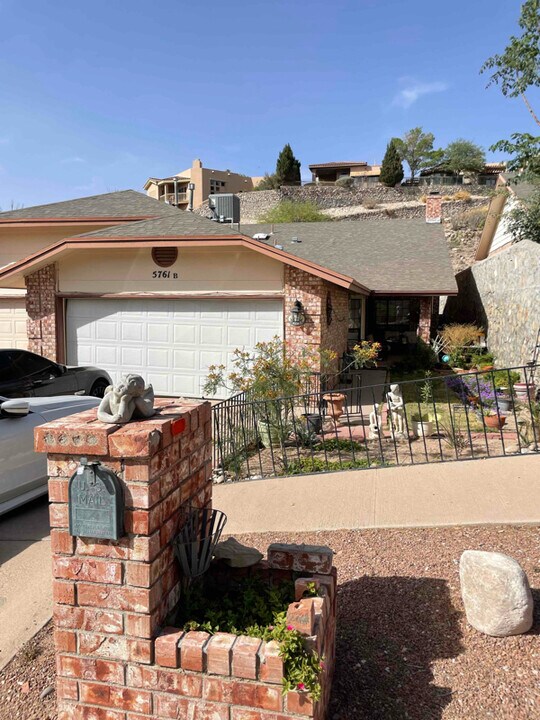5761 Lawndale Dr in El Paso, TX - Building Photo
