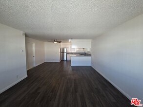 11716 Oxford Ave in Hawthorne, CA - Building Photo - Building Photo