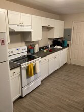 142 Meredith Cir-Unit -#8 in Johnson City, TN - Building Photo - Building Photo