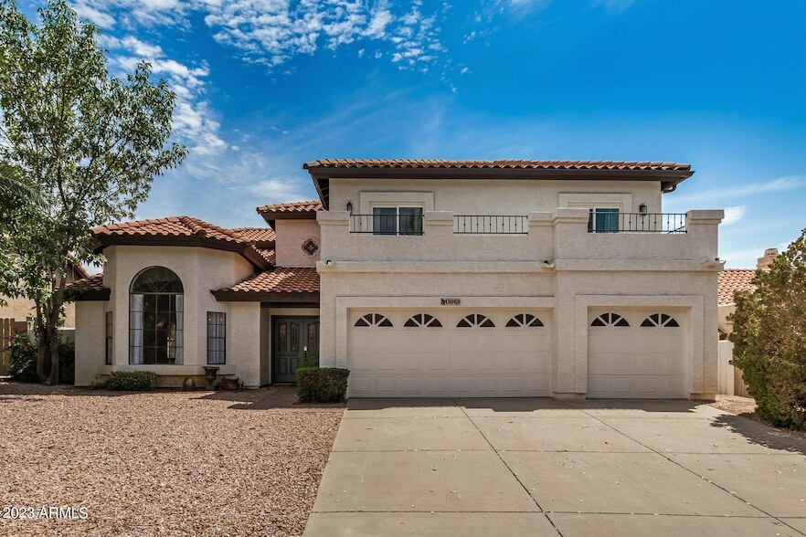 11069 E Cortez St in Scottsdale, AZ - Foto de edificio