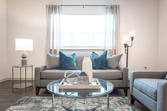 The Shore Luxury Apartment Homes in Lakeland, FL - Foto de edificio - Interior Photo