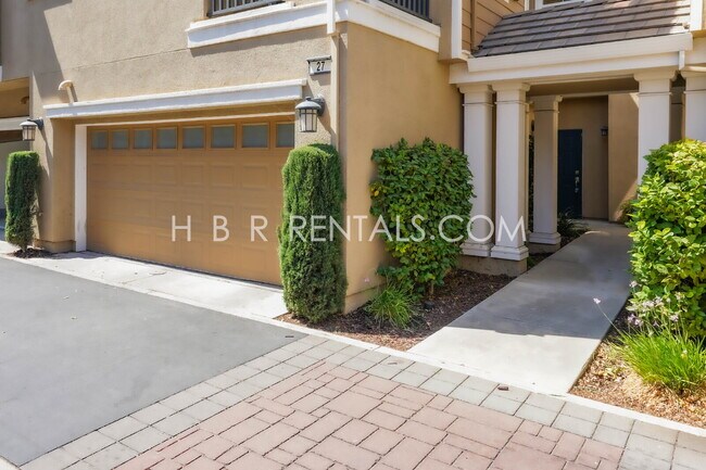 property at 27 S Rio Rapido Dr