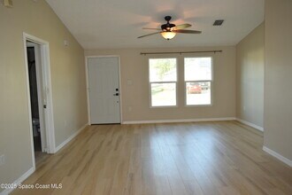 1756 Jacobin St NW in Palm Bay, FL - Building Photo - Building Photo