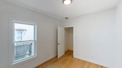 42 Hano St, Unit 42 in Boston, MA - Building Photo - Building Photo