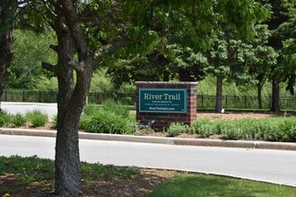 River Trail Apartments in Waukesha, WI - Building Photo - Building Photo