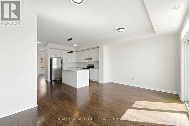 7 City Park Cir in Vaughan, ON - Building Photo - Building Photo
