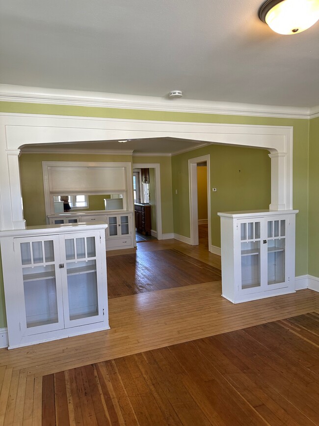 703 Clara Ave, Unit 703