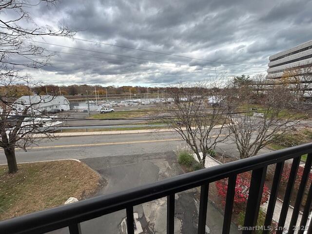 43 Seaview Ave in Stamford, CT - Building Photo