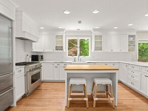 1 Lita Dr in Greenwich, CT - Building Photo - Building Photo