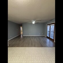 12965 Rte C, Unit 2 in Russellville, MO - Building Photo - Building Photo