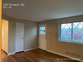 228 Olympic Rd in Pittsburgh, PA - Building Photo - Building Photo