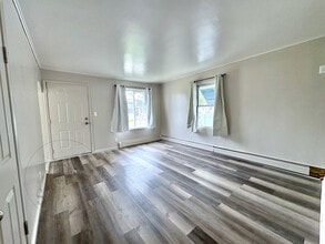 17725 Longfellow St in Roseville, MI - Building Photo - Building Photo