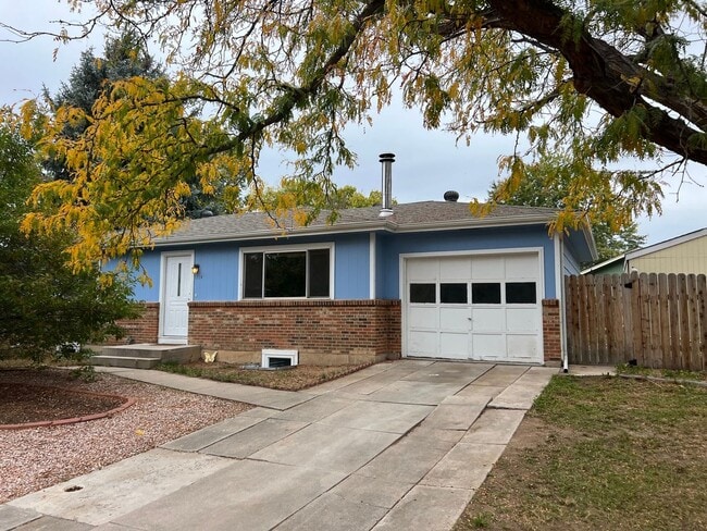 property at 1114 Walnut St