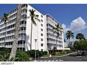 property at 3 Bluebill Ave