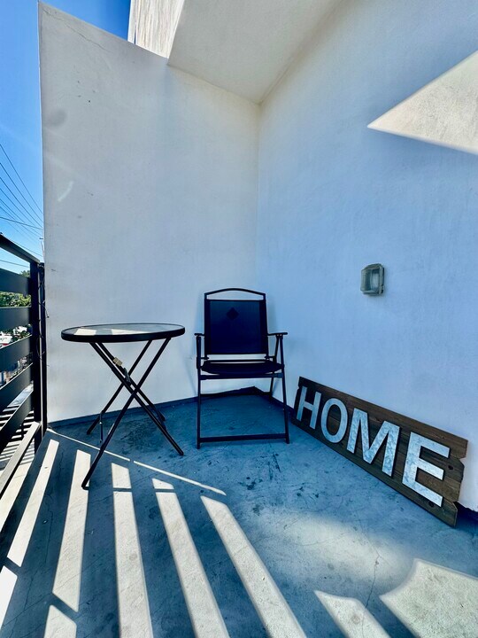 2-212 E 29th St in Los Angeles, CA - Building Photo