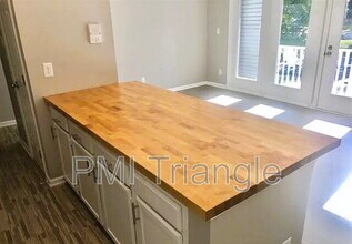 1320 Park Glen Dr in Raleigh, NC - Building Photo - Building Photo