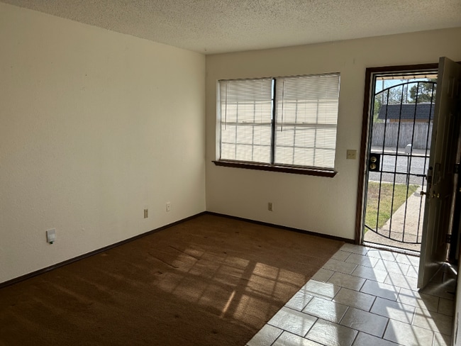 1527 Kirkland Dr in Amarillo, TX - Building Photo - Building Photo