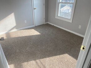 3725 State Line Rd in Kansas City, MO - Building Photo - Building Photo