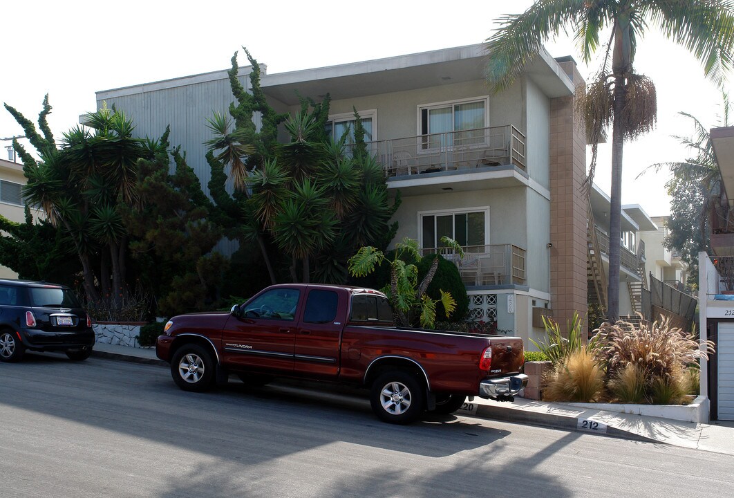 220 Sheldon St in El Segundo, CA - Foto de edificio
