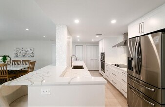 2000 S Ocean Blvd in Delray Beach, FL - Building Photo - Building Photo