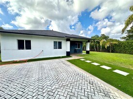 14890 NE 10th Ave in Miami, FL - Building Photo