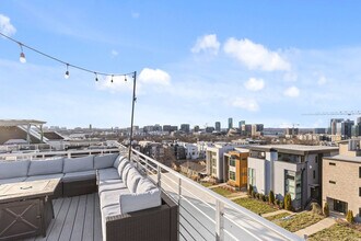 1109 Archer St in Nashville, TN - Foto de edificio - Building Photo