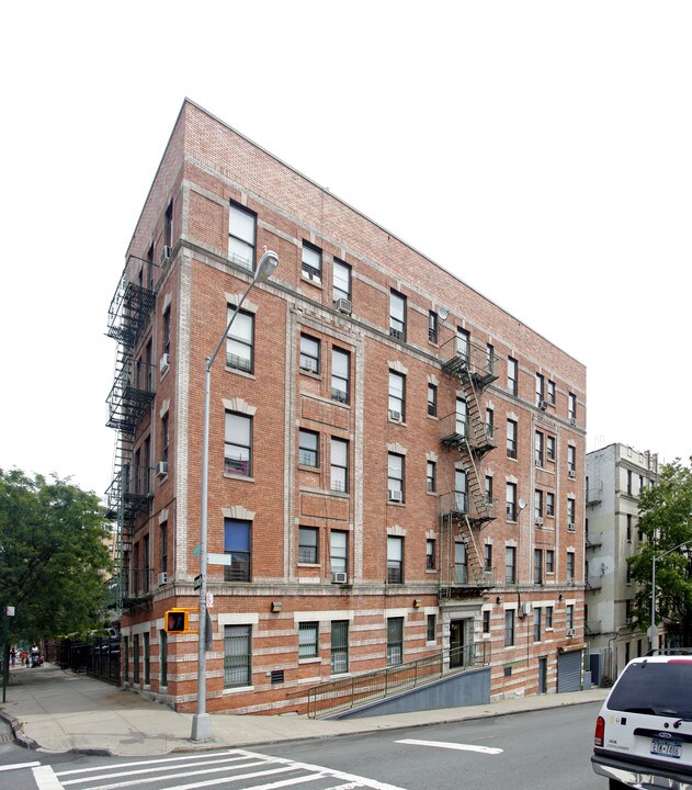 961 E 173rd St in Bronx, NY - Foto de edificio