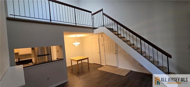 602 Ravens Crest Dr in Plainsboro, NJ - Foto de edificio - Building Photo