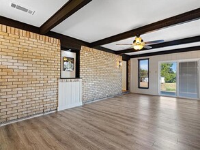 513 Bluebonnet in Red Oak, TX - Building Photo - Building Photo