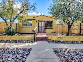 520 E Helen St in Tucson, AZ - Building Photo