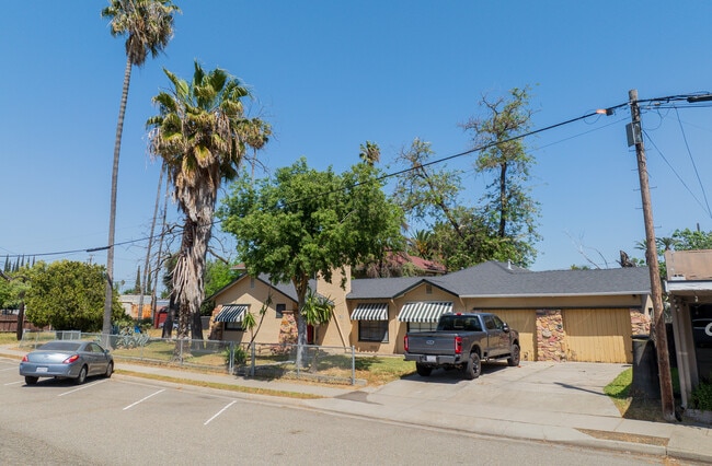 2523 5th St in Ceres, CA - Foto de edificio - Building Photo