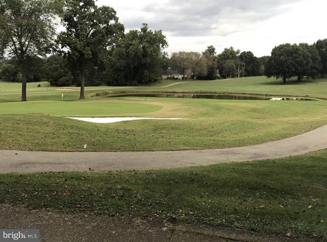 12500 Surrey Cir Dr in Fort Washington, MD - Foto de edificio - Building Photo