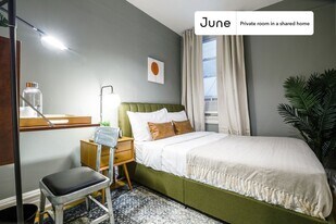 Room in Shared 4 bed/1 bath home in New York, NY - Building Photo