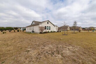 1913 Equine Rd in Leander, TX - Building Photo - Building Photo