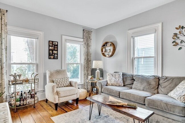 property at 1 Riverside Pl