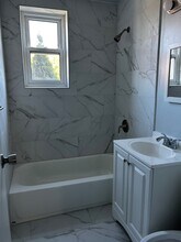3370 Amboy Rd in Staten Island, NY - Building Photo - Building Photo