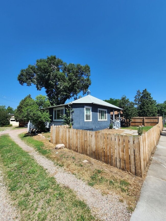 property at 526 N Hancock Ave