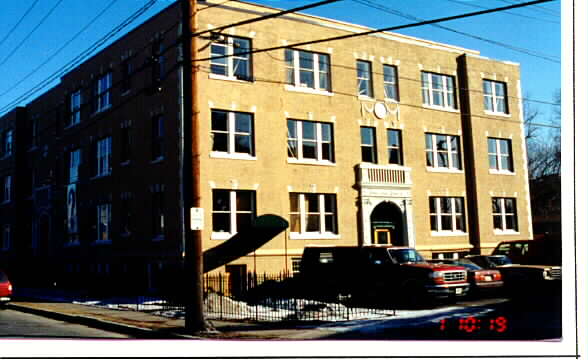 Brickstone Park Condominiums in Melrose, MA - Foto de edificio