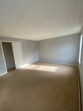 Pinewood Apartments in Bangor, ME - Building Photo - Building Photo