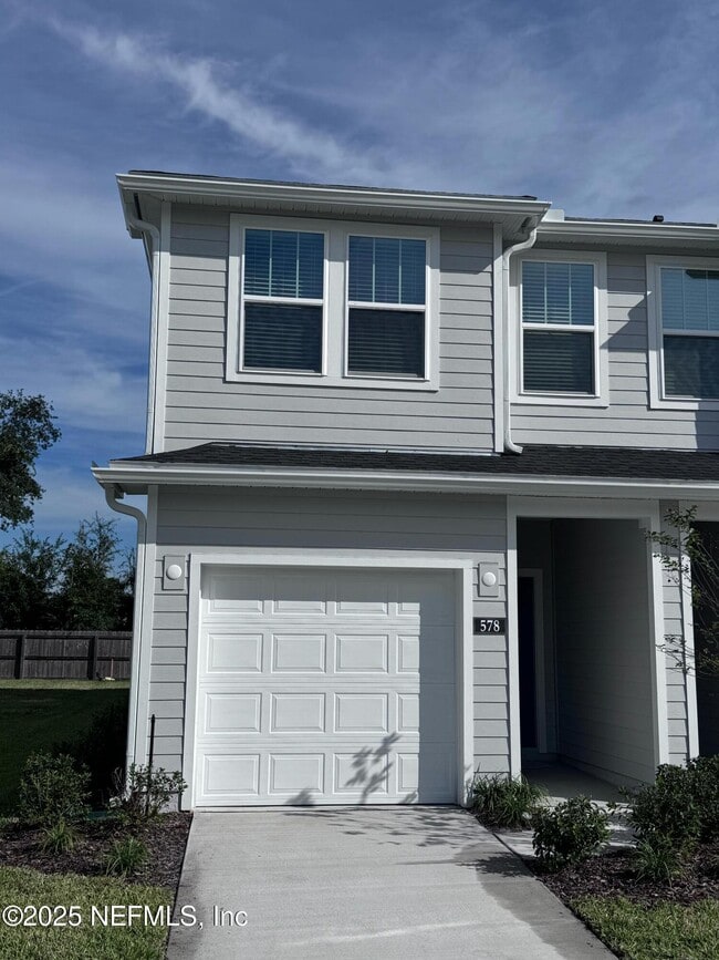 property at 578 Holly Lks Dr