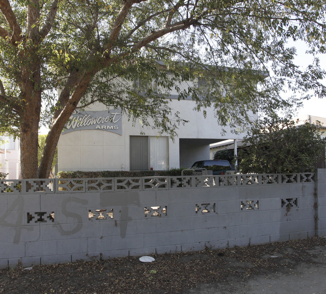 5937 Willowcrest Ave in North Hollywood, CA - Building Photo - Building Photo