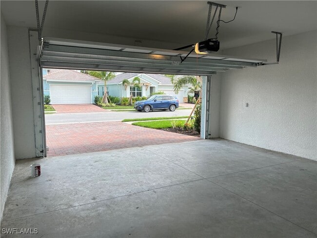 property at 393 Deauville Lp