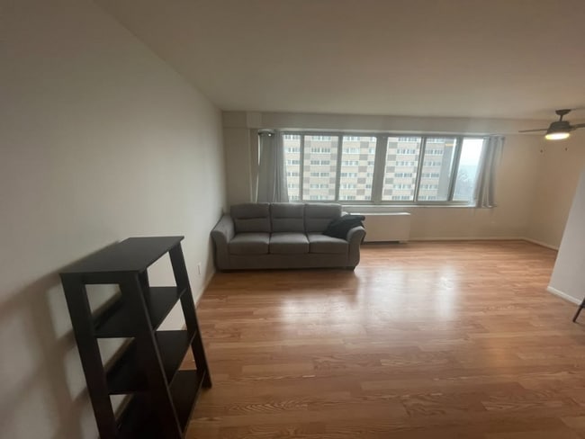property at 12520 Edgewater Dr