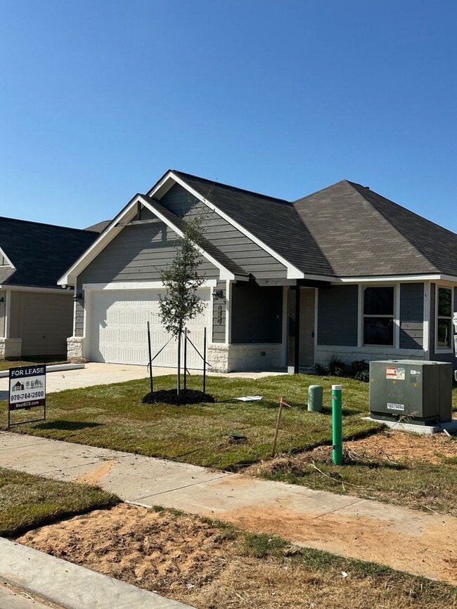 property at 1221 High St