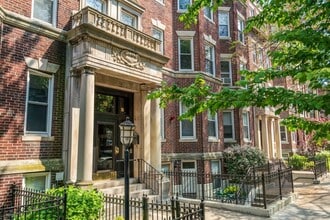 15-19 Queensberry Street in Boston, MA - Building Photo - Building Photo