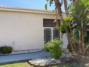 10839 Madison Dr in Boynton Beach, FL - Building Photo - Building Photo